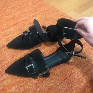 EUC Burberry black suede ankle bucked flats